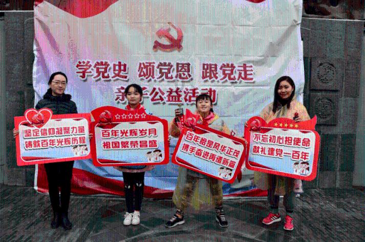 传唱中国传统文化的佳作，《青花瓷》音乐评析，独揽魅力！